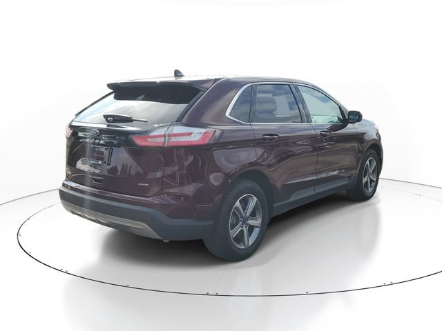 Certified 2021 Ford Edge SEL w/ Convenience Package AWD/4WD image 3