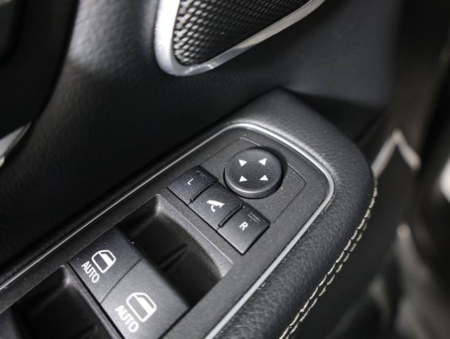 Used 2024 RAM 1500 Laramie AWD/4WD image 26