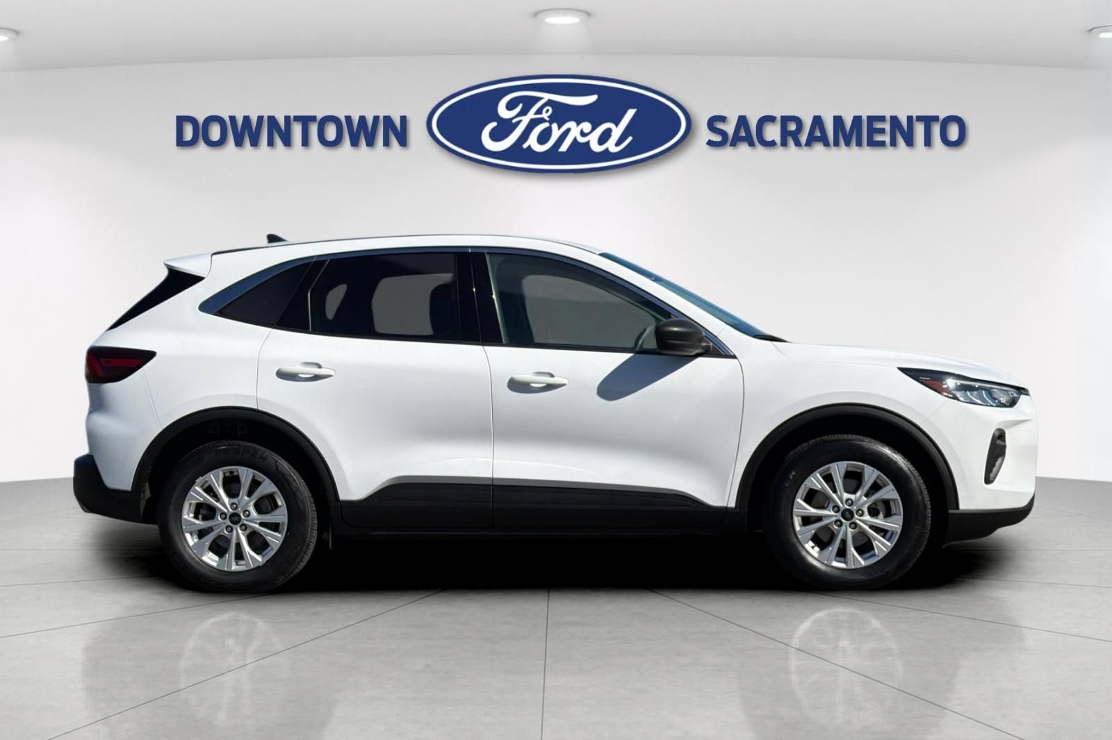 Certified 2024 Ford Escape Active AWD/4WD image 10
