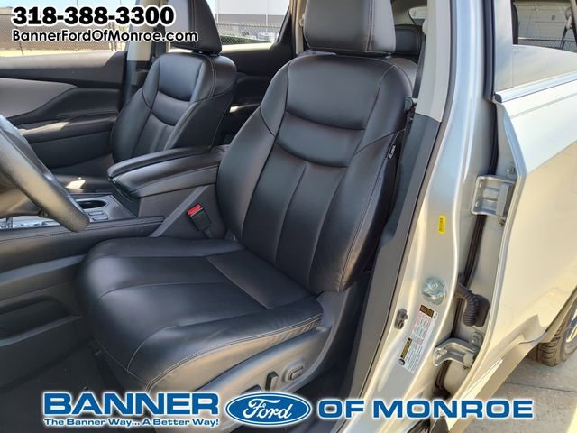 Used 2023 Nissan Murano SV image 17
