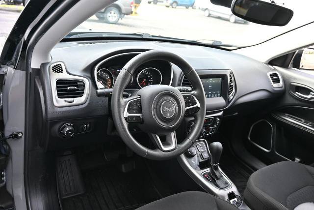 Used 2021 Jeep Compass Sport AWD/4WD image 17