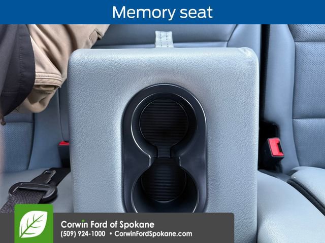 Certified 2025 Ford F150 Lightning Lariat w/ Max Trailer Tow Package image 17