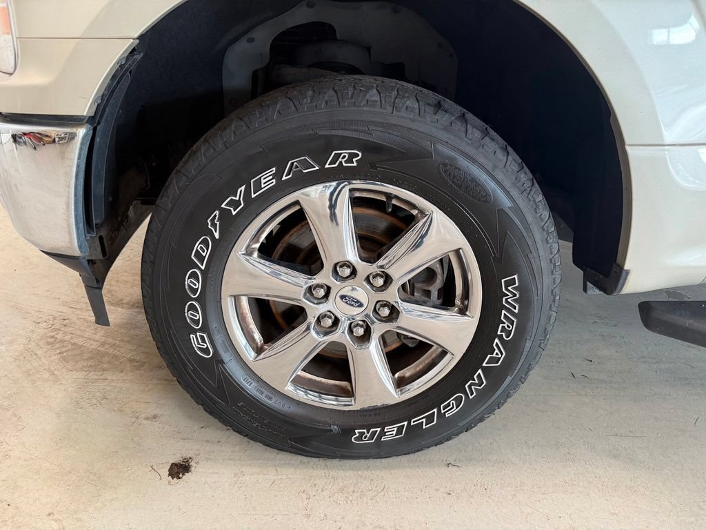 Certified 2018 Ford F150 XLT w/ Equipment Group 302A Luxury AWD/4WD image 31