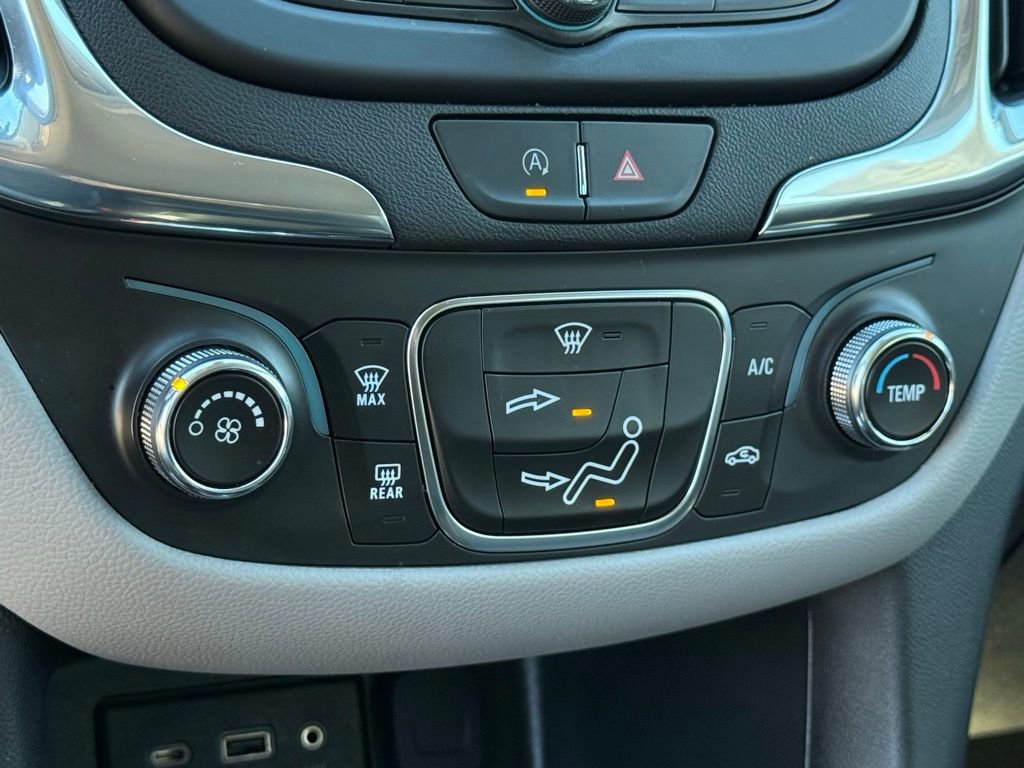 Used 2023 Chevrolet Equinox LS w/ LS Convenience Package image 11