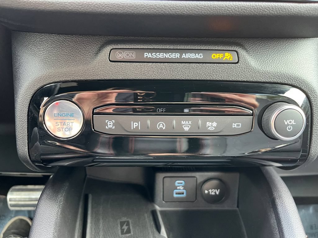 Certified 2023 Ford Escape ST-Line Elite w/ Premium Technology Package AWD/4WD image 13