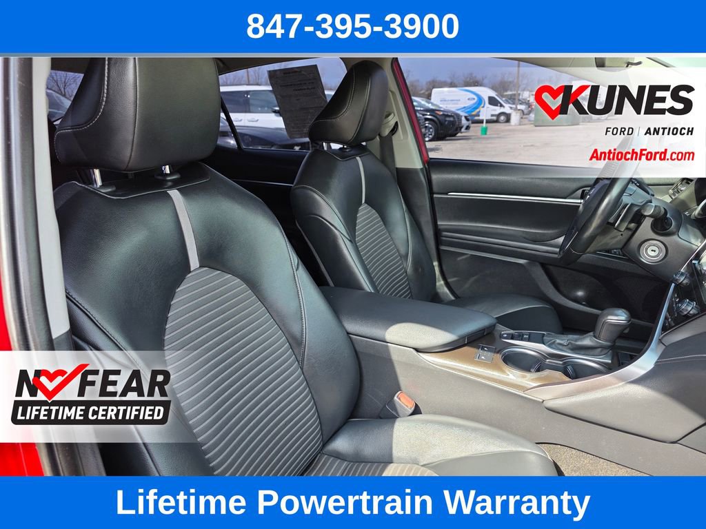 Used 2021 Toyota Camry SE w/ Cold Weather Package image 31