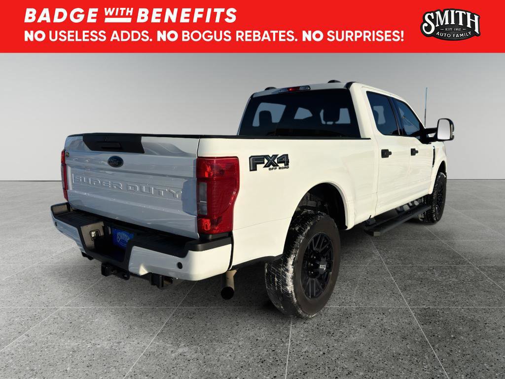 Certified 2022 Ford F250 XLT w/ Black Appearance Package image 5
