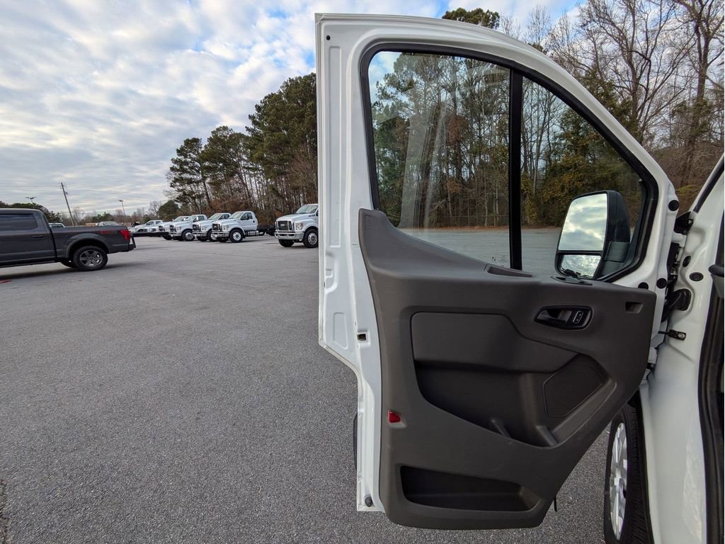 Certified 2023 Ford Transit 350 XLT image 11