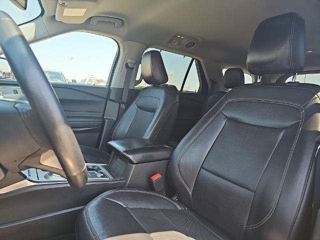 Certified 2024 Ford Explorer Limited AWD/4WD image 15
