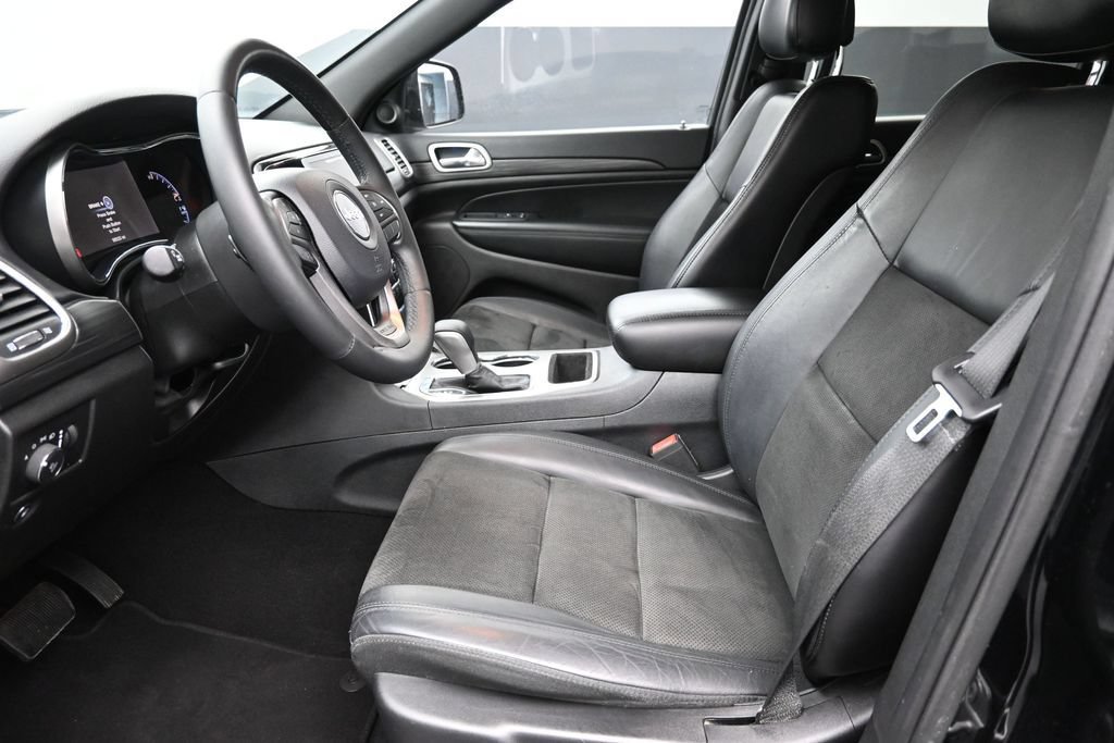Used 2019 Jeep Grand Cherokee Altitude RWD image 21