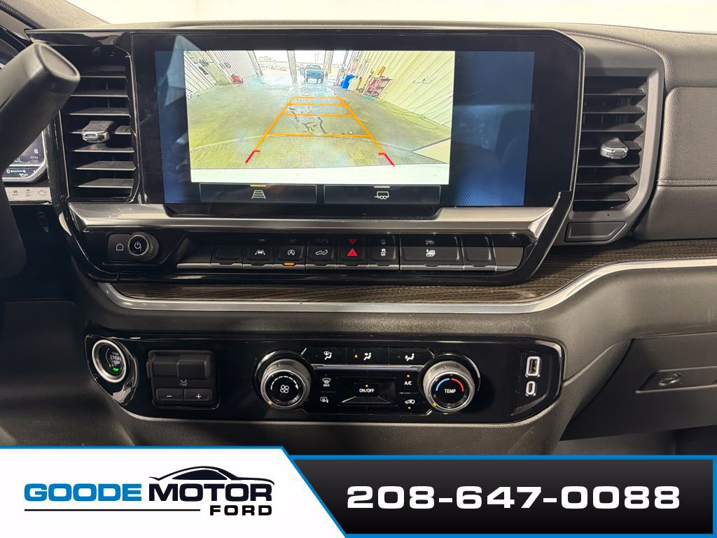 Used 2022 Chevrolet Silverado 1500 LT w/ Max Trailering Package AWD/4WD image 17