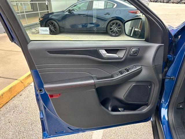 Certified 2023 Ford Escape ST-Line Select w/ Tech Pack #2 AWD/4WD image 30