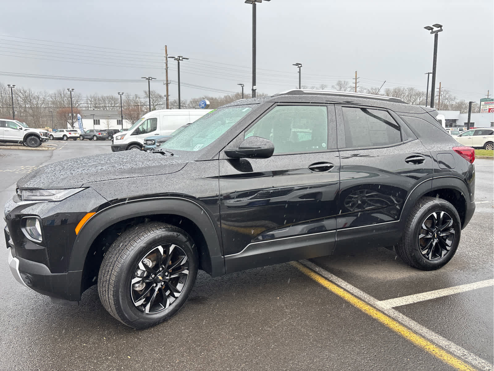 Used 2023 Chevrolet TrailBlazer LT w/ Convenience Package image 2
