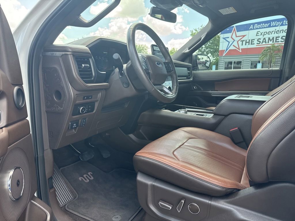 Certified 2023 Ford Expedition King Ranch RWD image 14