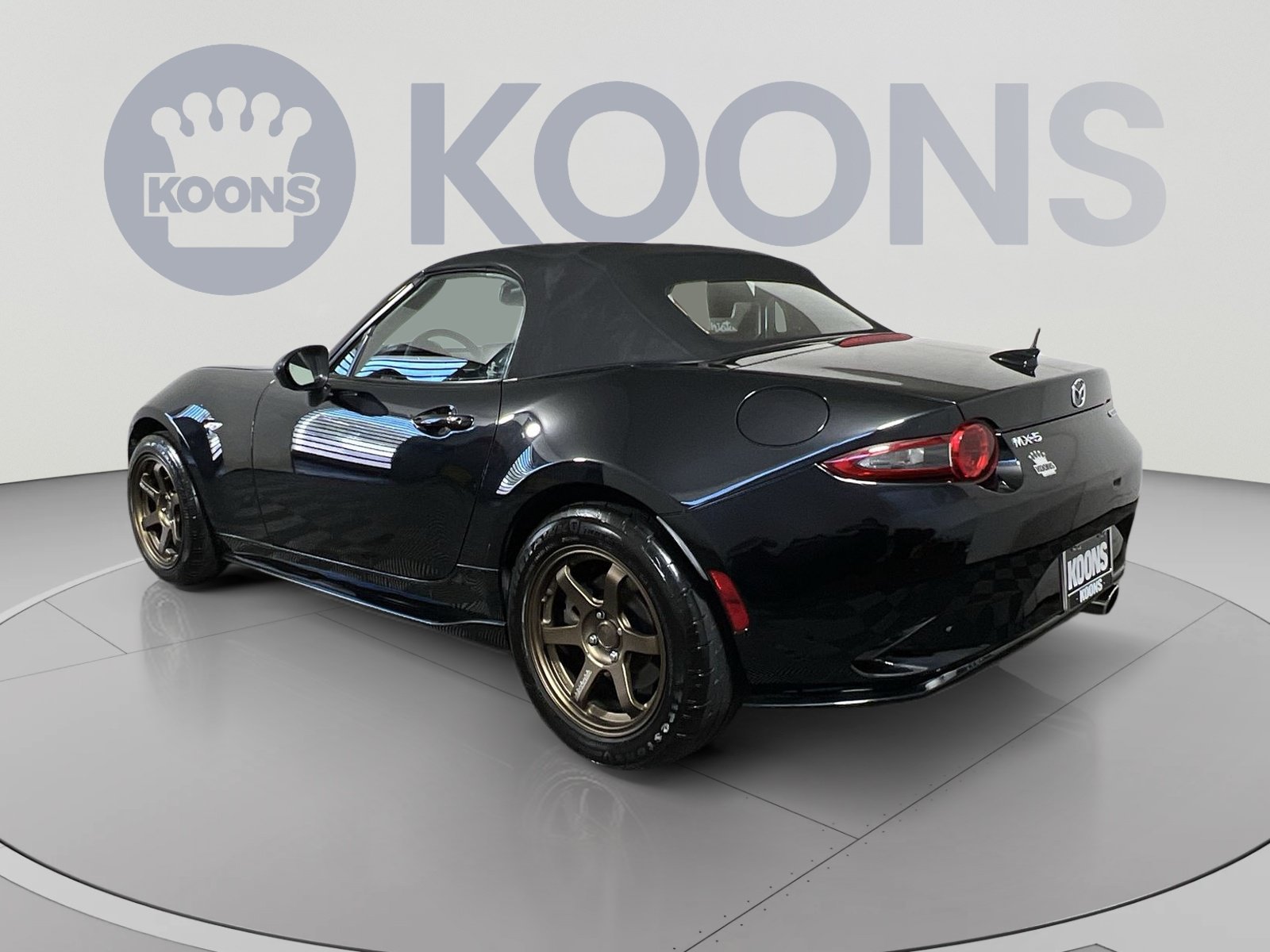 Used 2020 MAZDA MX-5 Miata Grand Touring RWD image 8