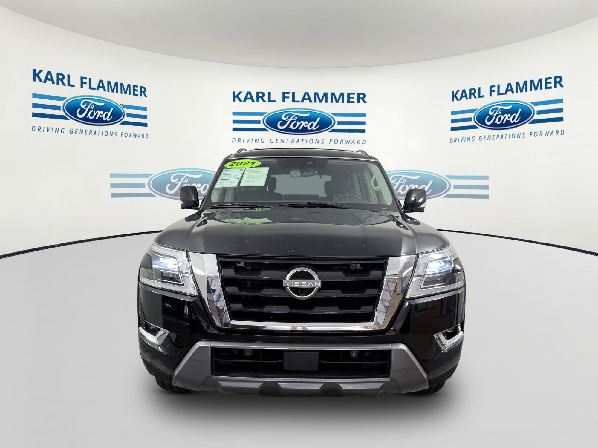 Used 2021 Nissan Armada SL w/ Captain's Chairs Package RWD image 6