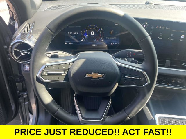 Used 2026 Chevrolet Equinox LT w/ Safety and Technology Package FWD image 22