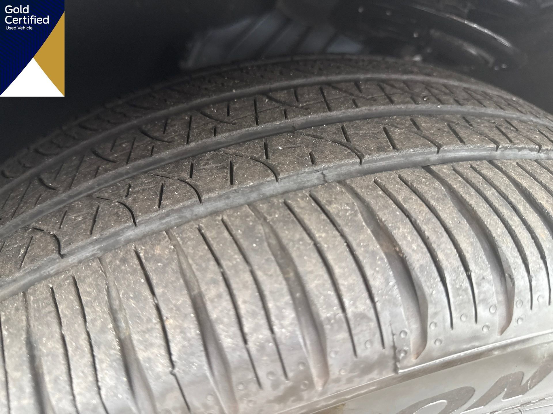 Certified 2024 Ford Explorer ST w/ Equipment Group 401A image 32