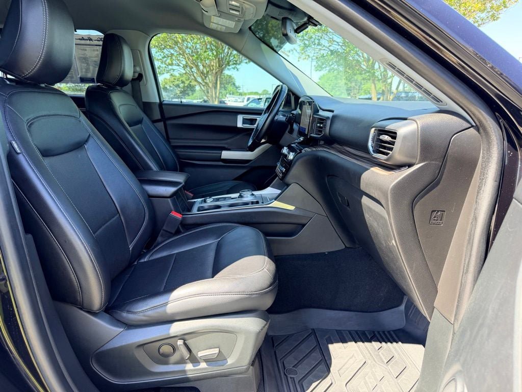 Certified 2021 Ford Explorer Limited AWD/4WD image 14