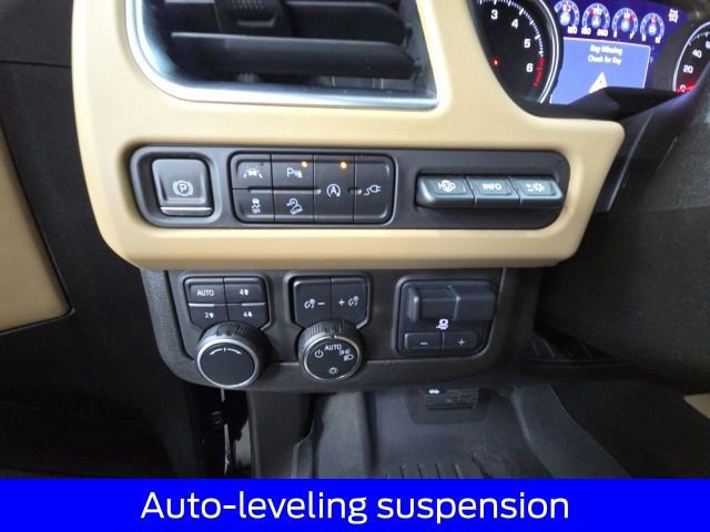 Used 2021 Chevrolet Tahoe Premier w/ Premium Package image 24