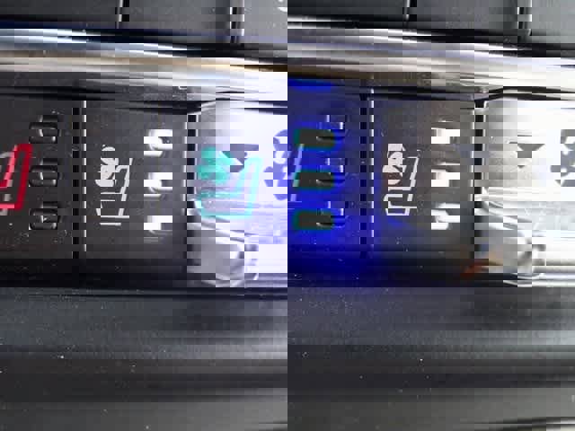 Certified 2024 Ford Expedition Limited image 34