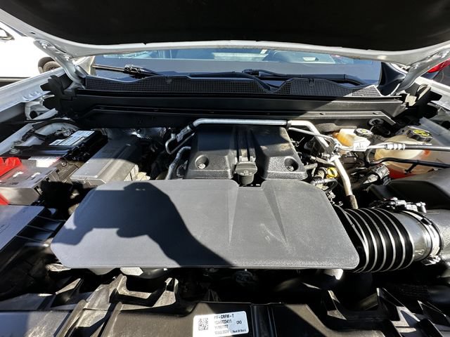 Used 2024 Chevrolet Colorado Z71 w/ Z71 Convenience Package 2 AWD/4WD image 30