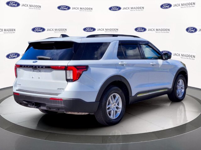 Certified 2025 Ford Explorer Active AWD/4WD image 5