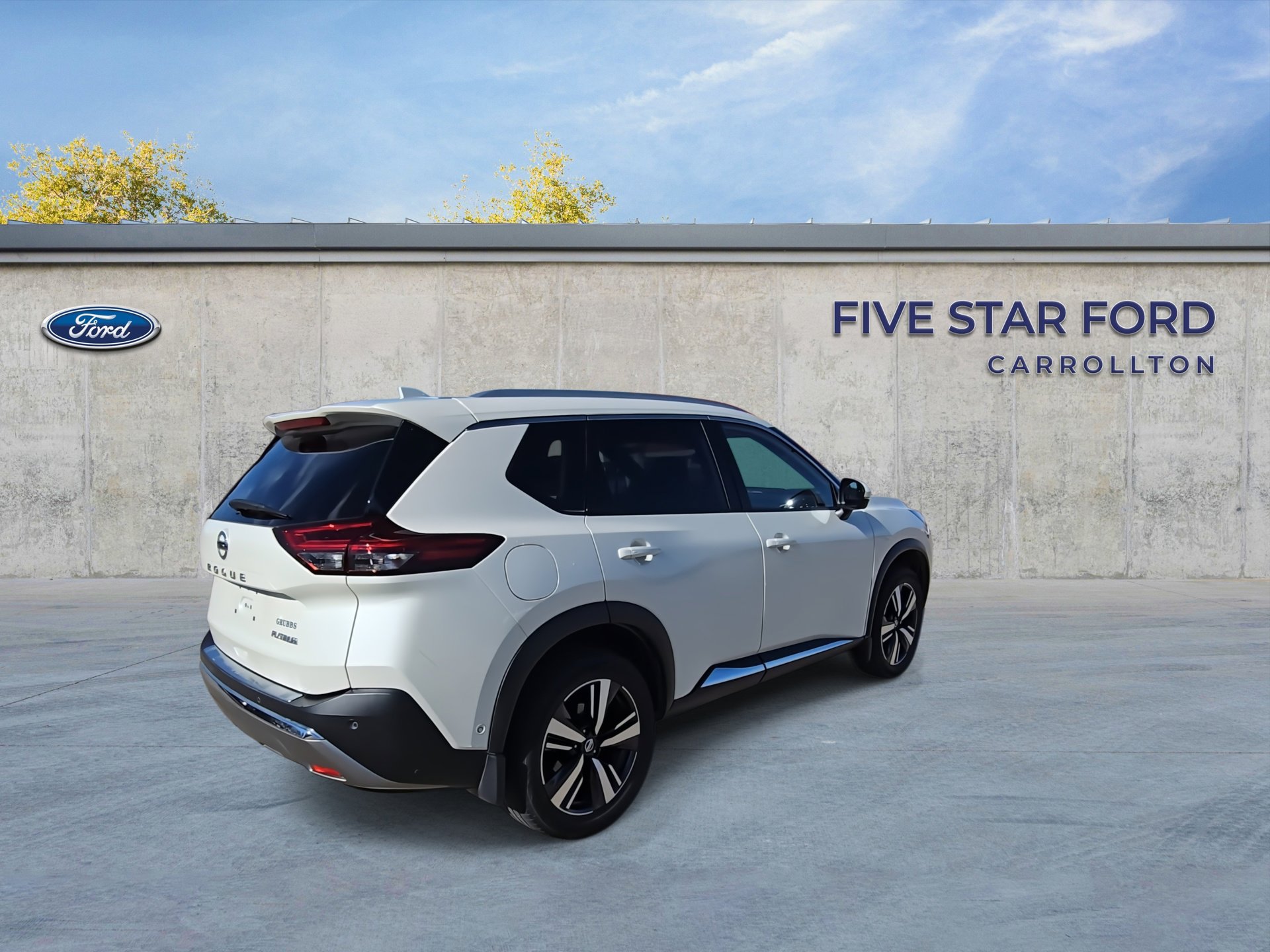 Used 2021 Nissan Rogue Platinum image 8