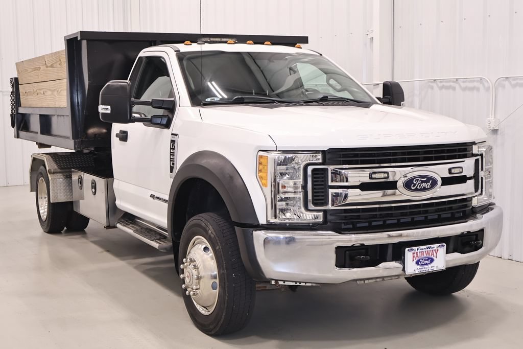 Certified 2017 Ford F550 4x4 Regular Cab Super Duty w/ XLT Value Package image 3
