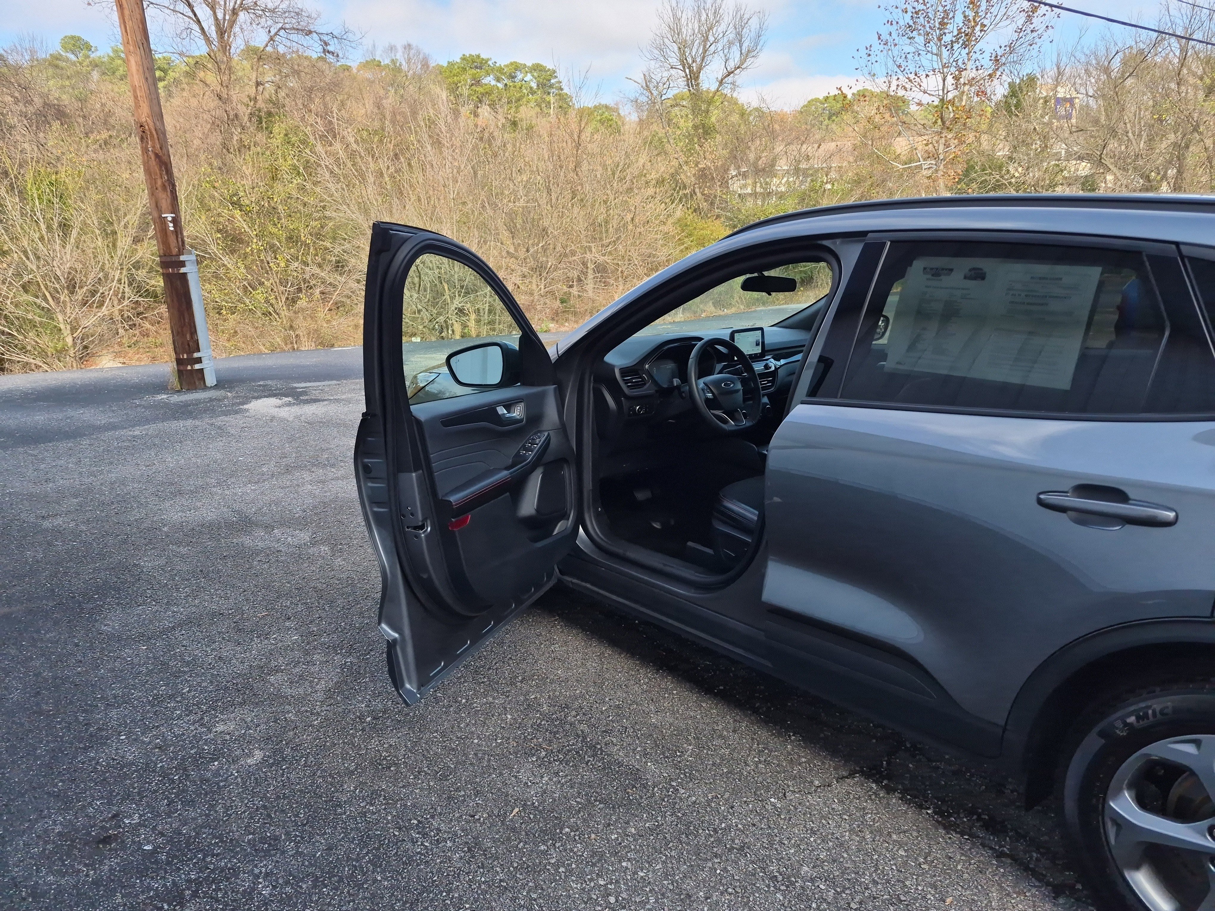 Certified 2025 Ford Escape ST-Line Elite image 10