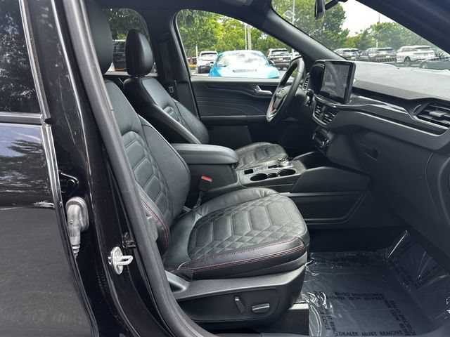 Certified 2023 Ford Escape ST-Line Elite w/ Premium Technology Package AWD/4WD image 35