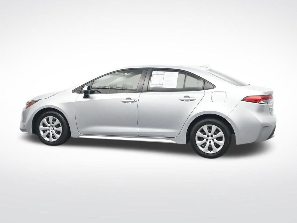 Used 2022 Toyota Corolla LE FWD image 10
