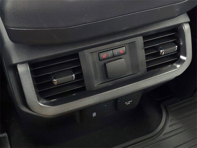 Certified 2023 Ford F150 Platinum w/ Equipment Group 701A High image 27