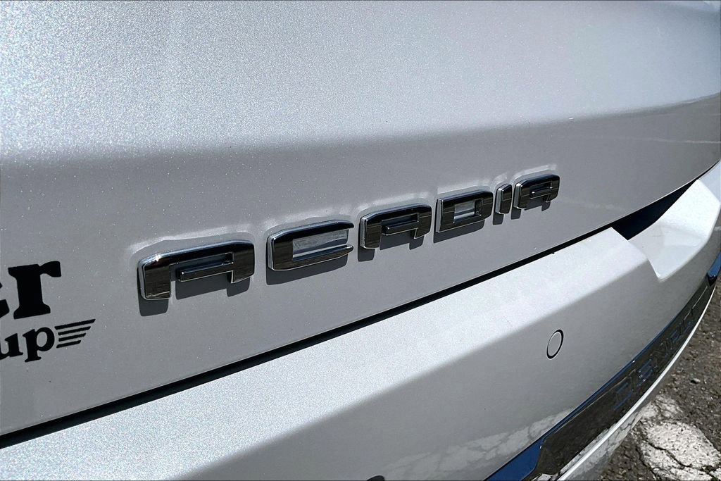 Used 2020 GMC Acadia Denali w/ Technology Package AWD/4WD image 10