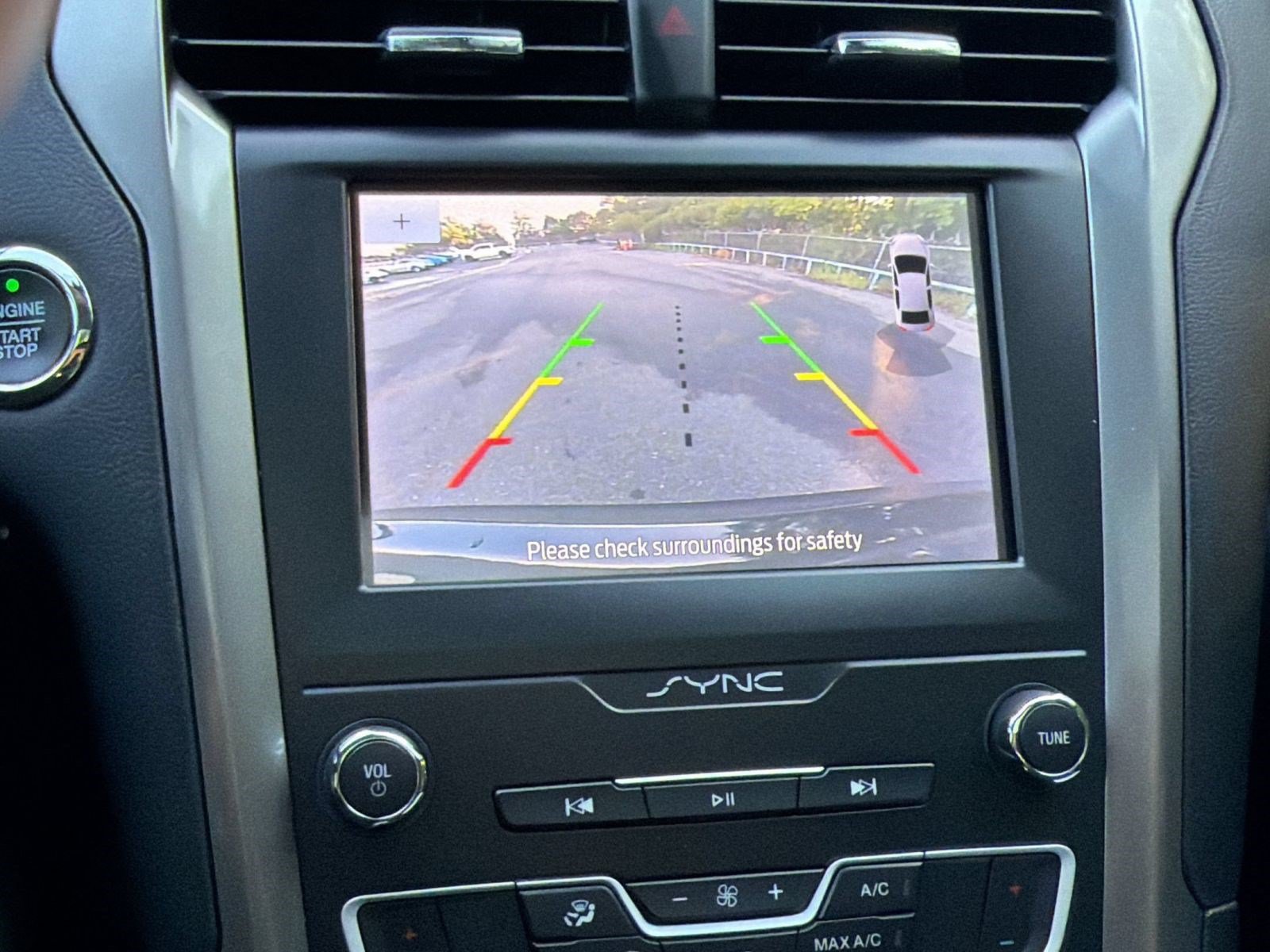 Certified 2020 Ford Fusion SE FWD image 21