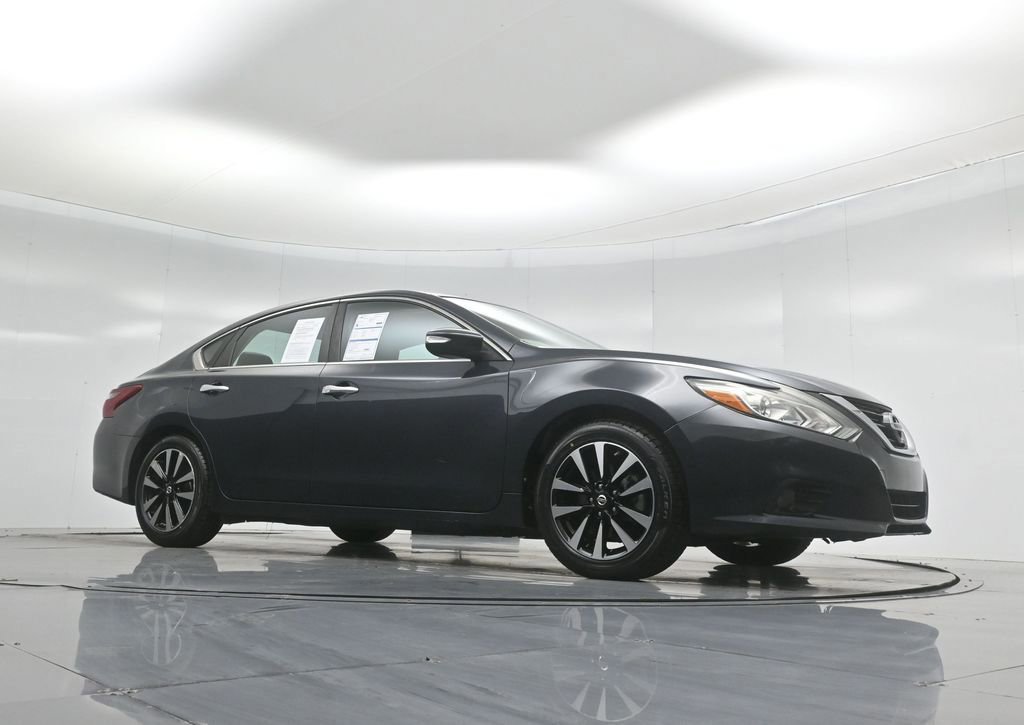 Used 2018 Nissan Altima 2.5 SL image 2