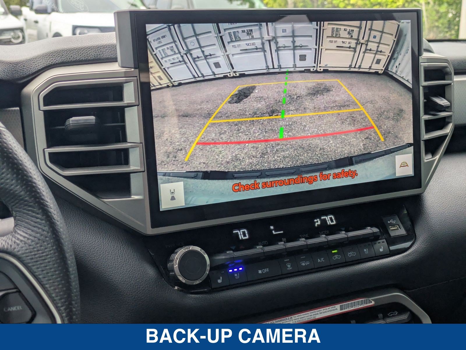 Used 2025 Toyota Tundra Limited AWD/4WD image 32