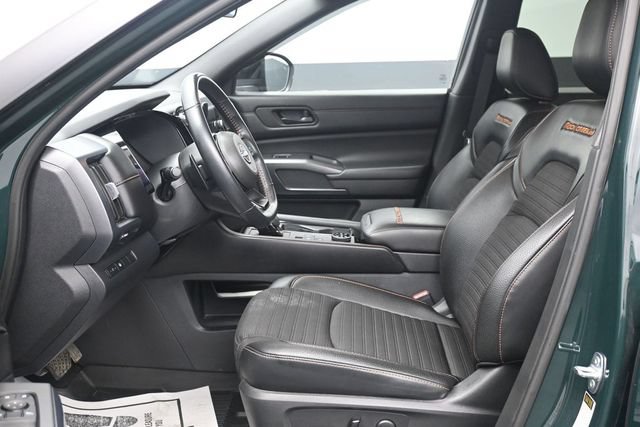 Used 2023 Nissan Pathfinder Rock Creek AWD/4WD image 6
