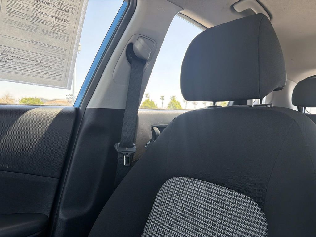 Used 2019 Hyundai Kona SE FWD image 27
