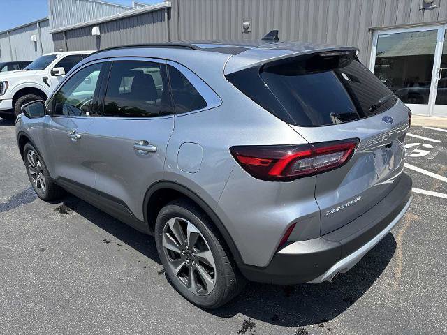 Certified 2024 Ford Escape Platinum AWD/4WD image 5