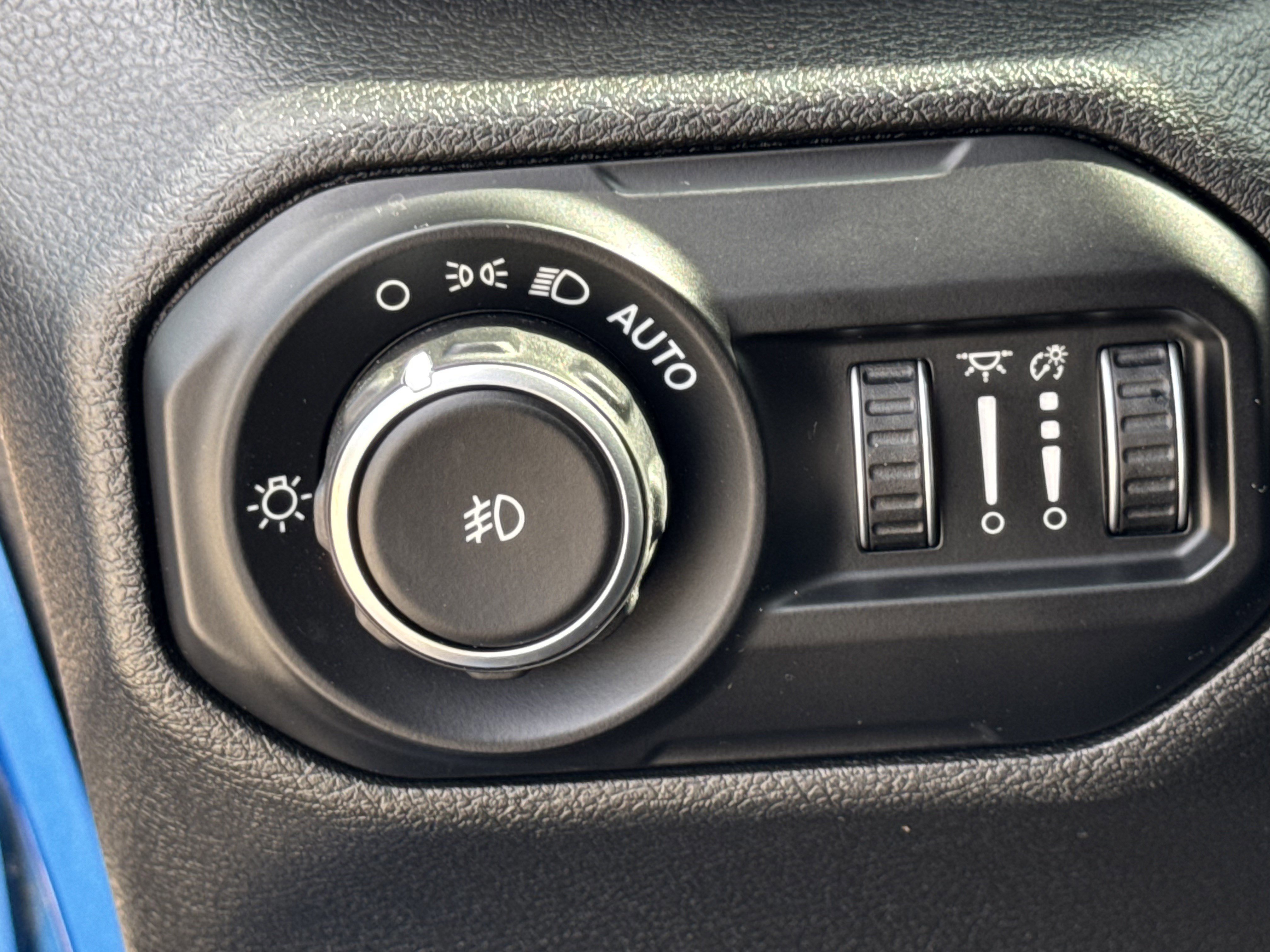 Used 2021 Jeep Wrangler Unlimited Sahara image 23