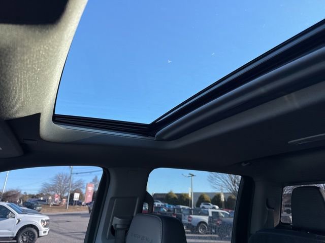 Used 2023 GMC Sierra 2500 Denali w/ Denali Black Diamond Edition image 31