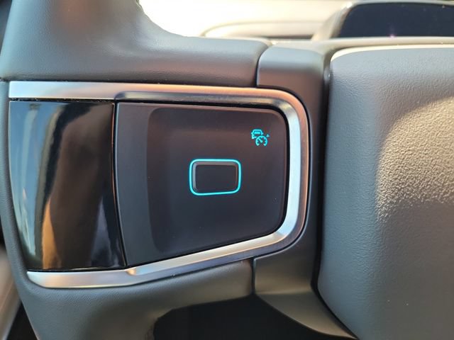 Certified 2025 Ford Expedition Active AWD/4WD image 5