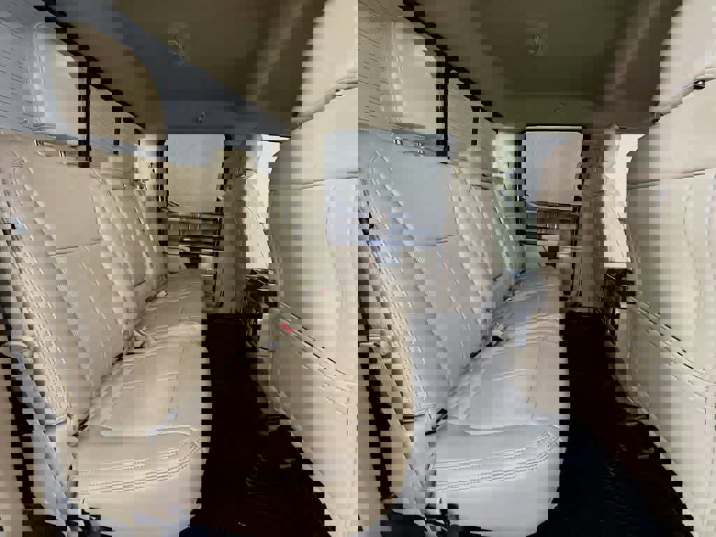 Certified 2019 Ford F150 Lariat image 32