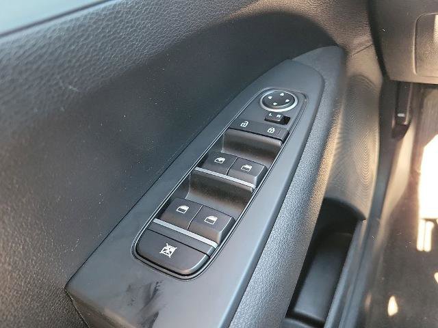 Used 2023 Kia Forte LXS w/ LXS Technology Package FWD image 13