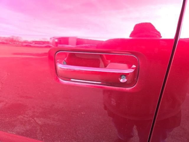 Certified 2017 Ford F150 XLT w/ Equipment Group 302A Luxury image 17