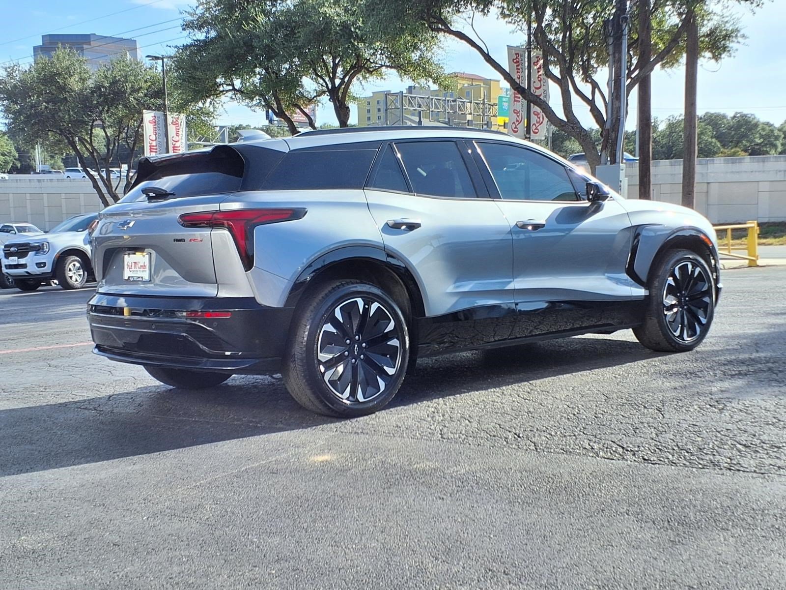 Used 2024 Chevrolet Blazer EV RS AWD/4WD image 6