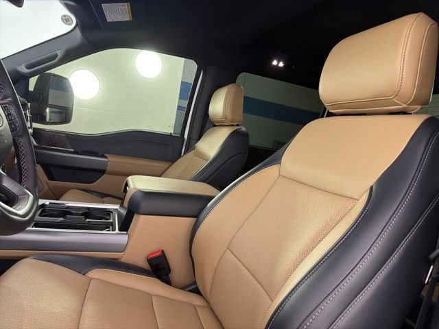 Certified 2025 Ford F350 Lariat w/ FX4 Off-Road Package image 11