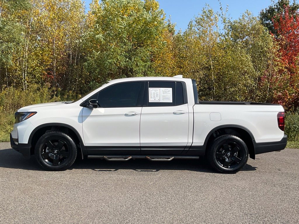 Used 2025 Honda Ridgeline Black Edition image 32