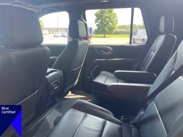 Used 2022 Chevrolet Tahoe Z71 w/ Luxury Package AWD/4WD image 9